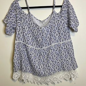 Skies are Blue Cold Shoulder Top  Size L